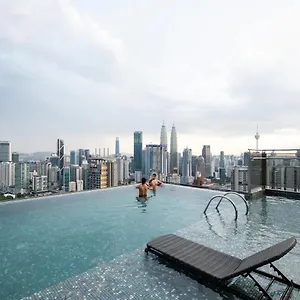 https://expressionz-klcc-by-starwood-luxury.kualalumpurs-hotels.com