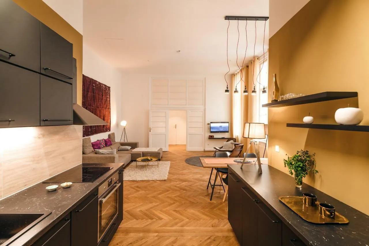 The Temple Apartment Vienna 0*,